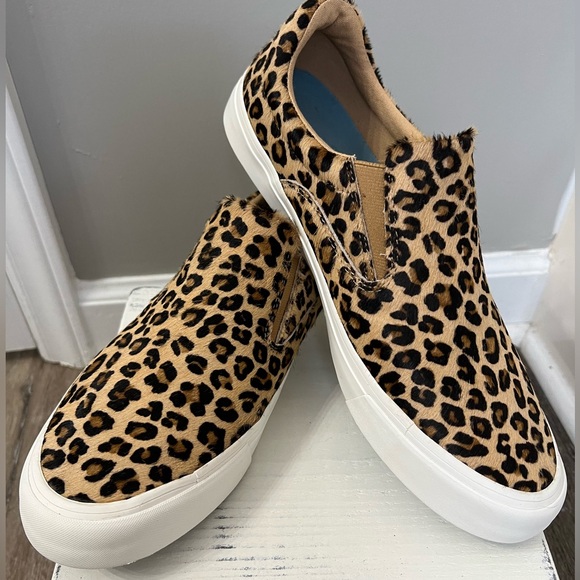 SeaVees Hawthorne Slip On Leopard Cowhide - Picture 1 of 6